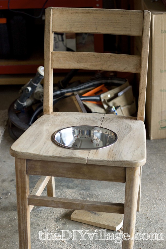 DIY Dog Bowl Chairs { Elevated Feeding Station } - the DIY village